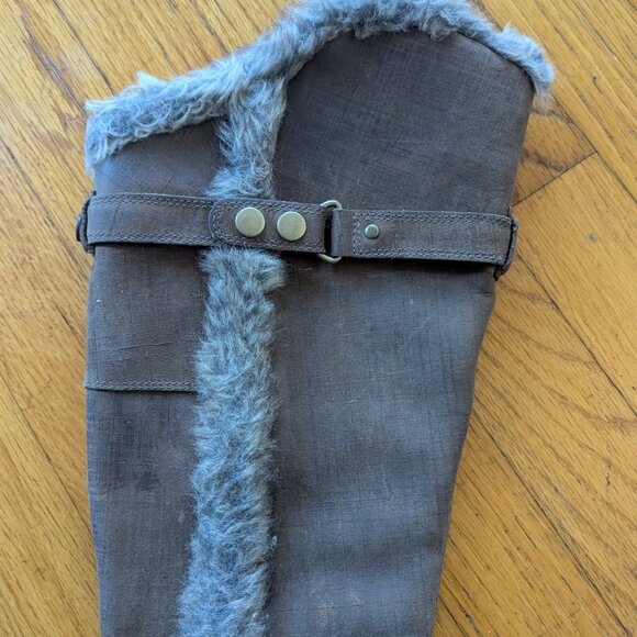 Knee-High North Face Winter Boots - Picture 5 of 11